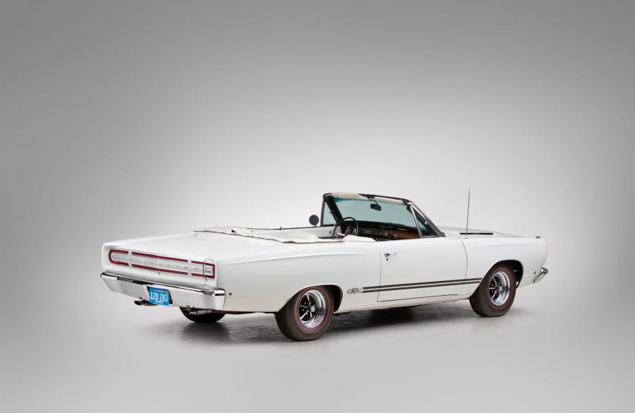  Plymouth GTX Convertible 1968 года  (фото 19 из 24)